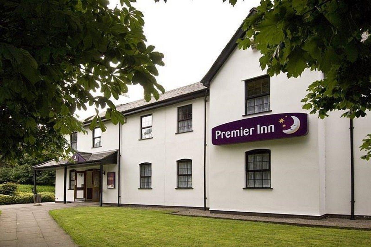 Premier Inn Cardiff East Exterior photo