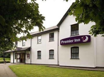 Premier Inn Cardiff East Exterior photo